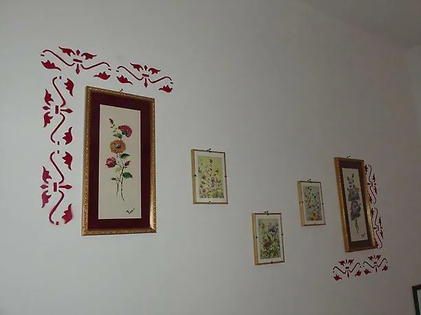Casa La Forsizia Feriehus *